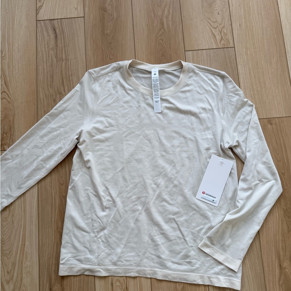 NWT Lululemon Swiftly Relaxed Long Sleeve Top